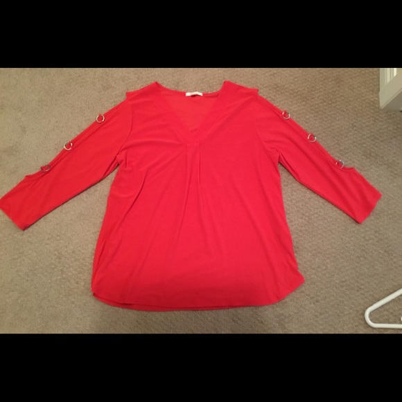 Three-quarter length, open arm, hot pink top - Picture 1 of 3